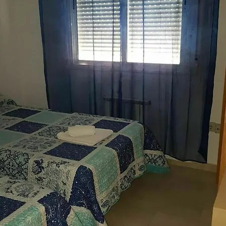 With 4 Bedrooms In Granada, With Wonderful View, Furnis 公寓